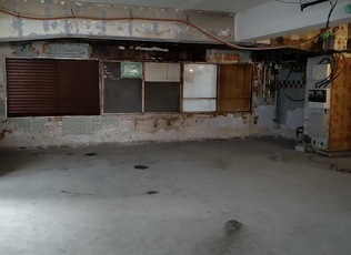 スケルトン　飲食店