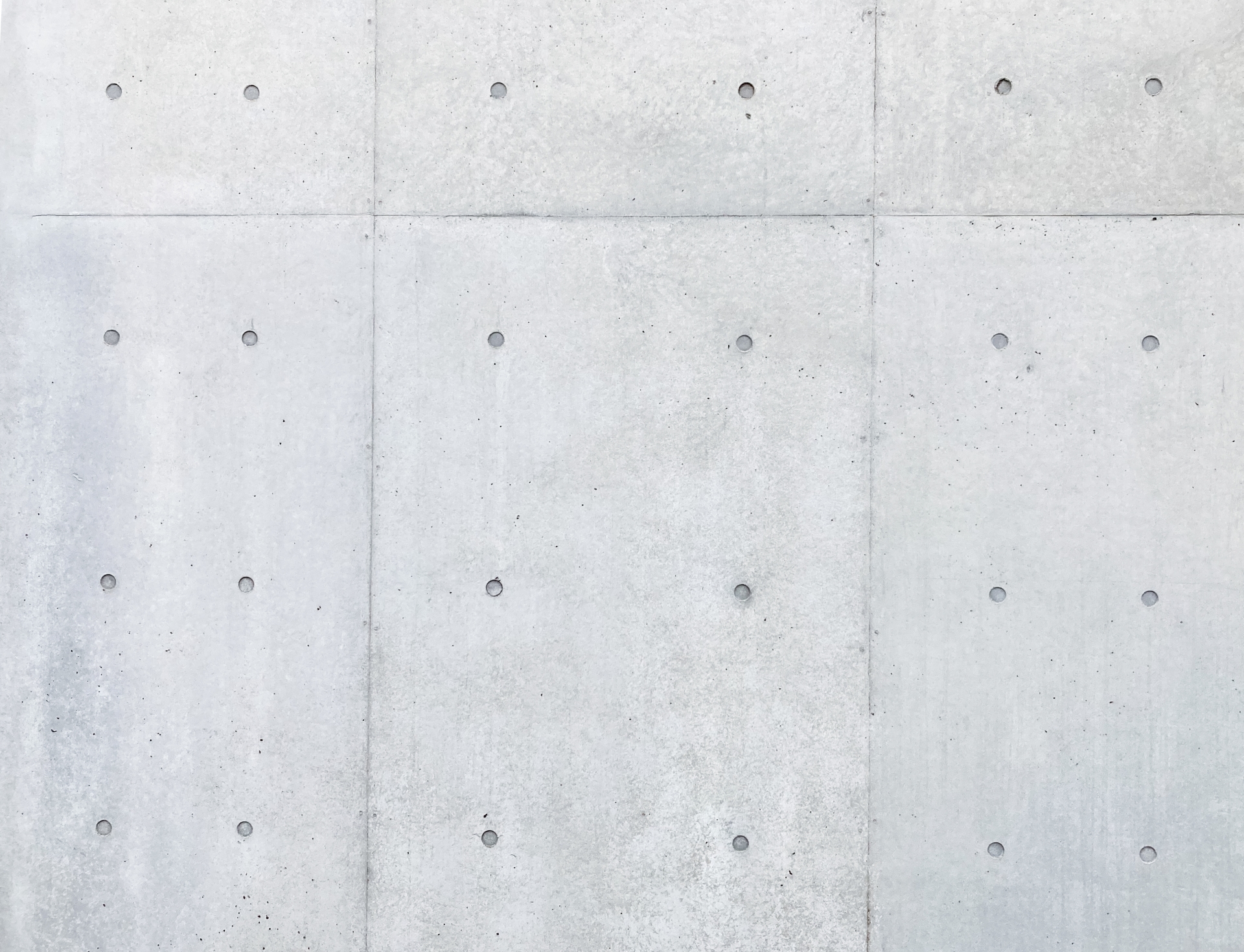 コンクリート打ちっぱなしの内壁