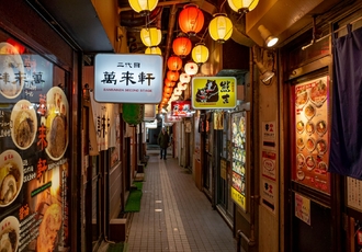 ラーメン店の看板