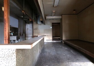 店舗の内装解体