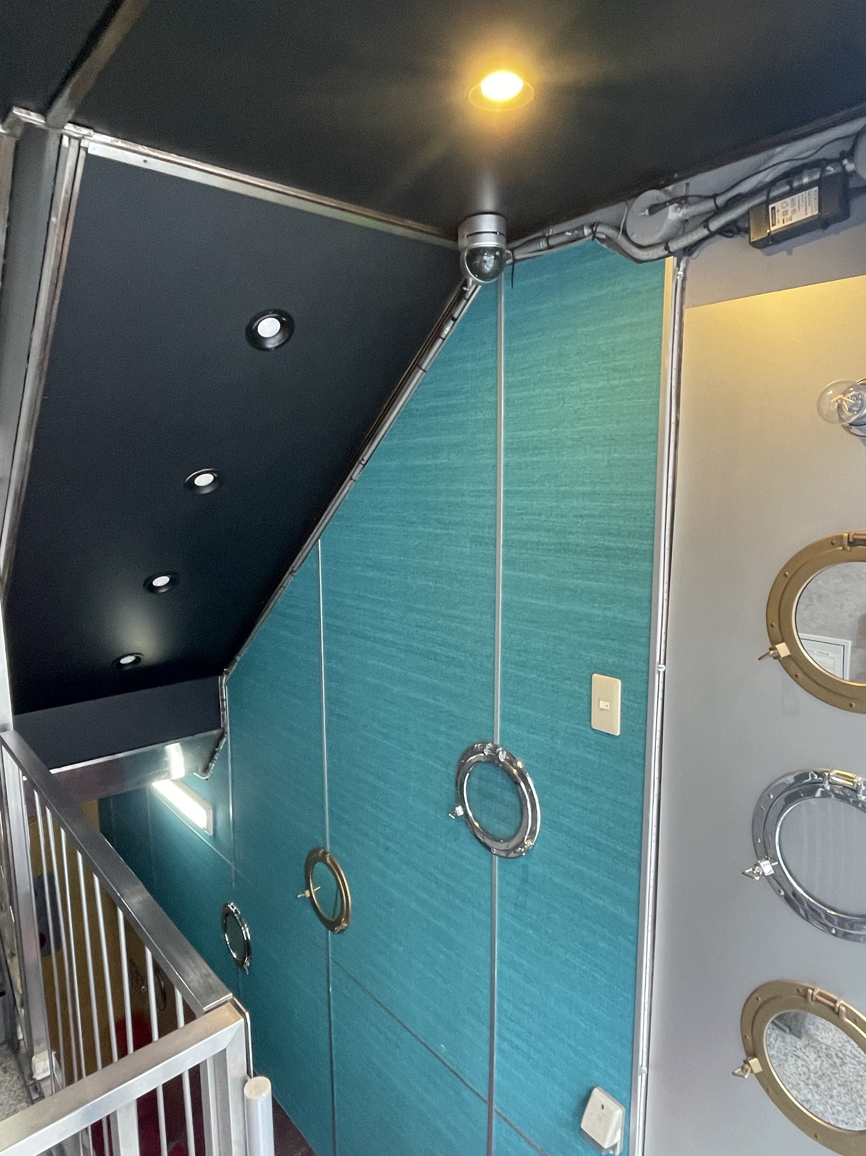  階段室リノベーション