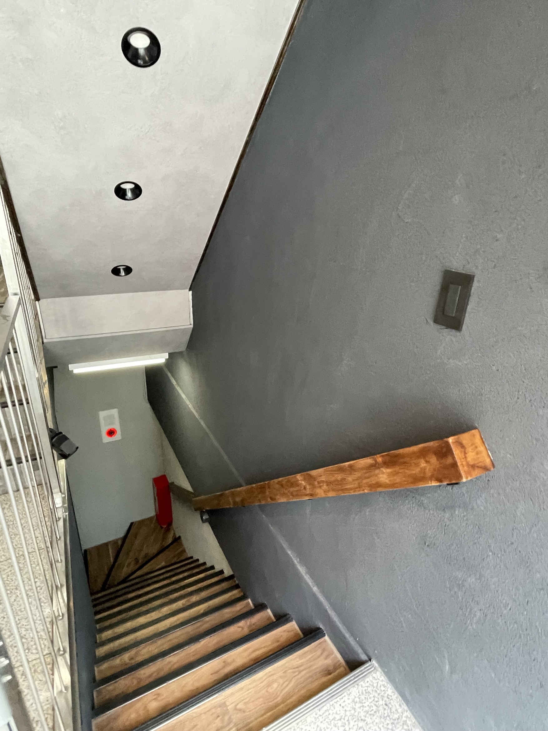  階段室リノベーション